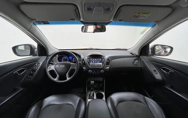 imagem-https://www.socarrao.com.br/sc-vehicle-images-prod/2011006/1780944874233-7907518_6_B_4ba1a33fd5.jpeg