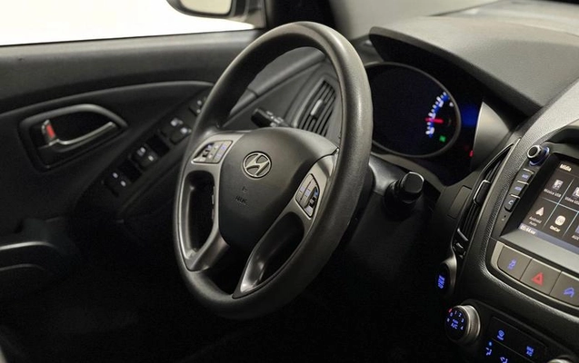 imagem-https://www.socarrao.com.br/sc-vehicle-images-prod/2011006/1780944874236-7907518_14_B_41090b0e77.jpeg