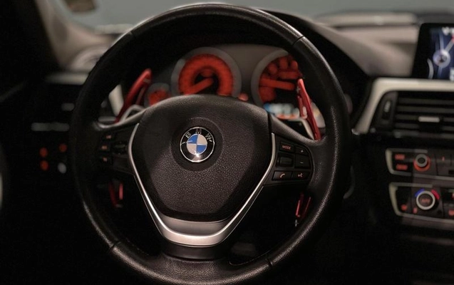 imagem-https://www.socarrao.com.br/sc-vehicle-images-prod/2011099/1791209826062-7805293_17_B_416e1ae647.jpeg