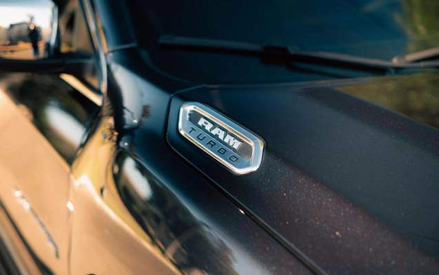 imagem-https://www.socarrao.com.br/sc-vehicle-images-prod/2011119/1781539080175-7993617_0_B_55adcf2fd6.jpeg