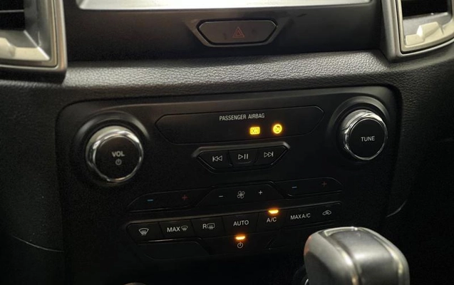 imagem-https://www.socarrao.com.br/sc-vehicle-images-prod/2011153/1780945090380-7962203_11_B_d9cab3d133.jpeg