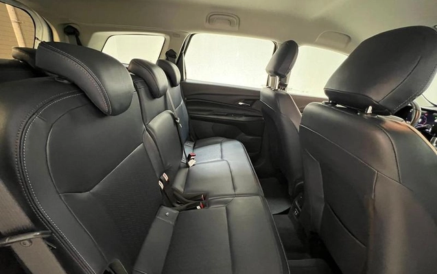 imagem-https://www.socarrao.com.br/sc-vehicle-images-prod/2011175/1781104865304-7868489_17_B_ec91a1b091.jpeg