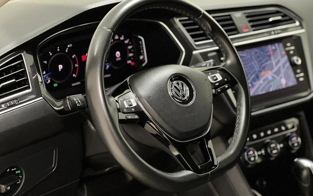 imagem-https://www.socarrao.com.br/sc-vehicle-images-prod/2011209/1781110517441-8030696_13_B_5be0a1d56f.jpeg