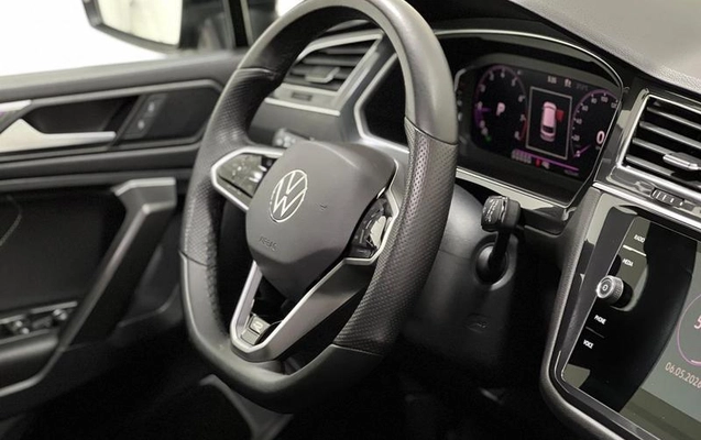 imagem-https://www.socarrao.com.br/sc-vehicle-images-prod/2011211/1780945201384-8062140_16_B_c3307f80dc.jpeg