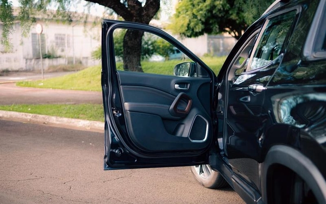 imagem-https://www.socarrao.com.br/sc-vehicle-images-prod/2011222/1780945232379-8079982_11_B_815cdb46a4.jpeg