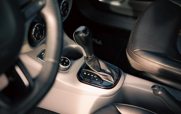 imagem-https://www.socarrao.com.br/sc-vehicle-images-prod/2011222/1780945232380-8079982_16_B_7bb2454fe1.jpeg
