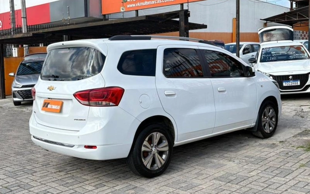 imagem-https://www.socarrao.com.br/sc-vehicle-images-prod/2011264/1780945413287-NzkyNzE5NF8xMV9CX2VjY2M0MjI2YjQuanBlZw.jpeg