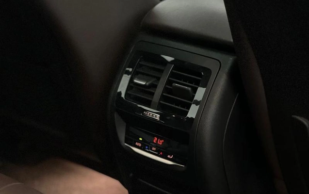 imagem-https://www.socarrao.com.br/sc-vehicle-images-prod/2011804/1781113757385-7945426_15_B_335d84af9a.jpeg