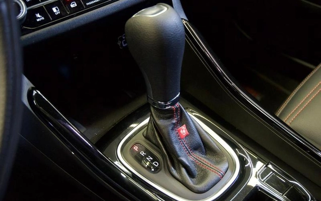 imagem-https://www.socarrao.com.br/sc-vehicle-images-prod/2012008/1787663553568-8166710_7_B_4f45b34a5d.jpeg