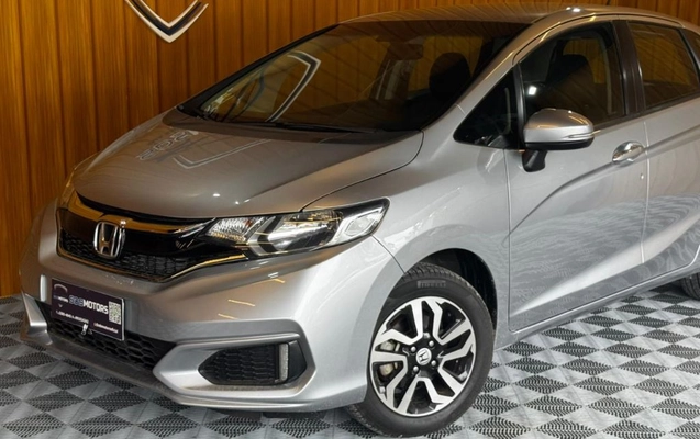 imagem-https://www.socarrao.com.br/sc-vehicle-images-prod/2012130/1788270786182-gb-c2f19ad.jpeg