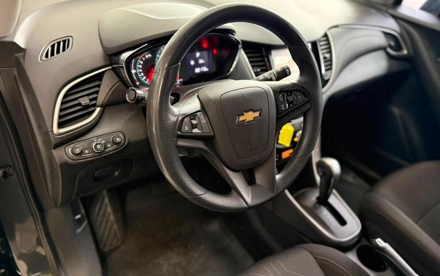 imagem-https://www.socarrao.com.br/sc-vehicle-images-prod/2012270/1788623936942-8010837_8_B_fd6954f909.jpeg