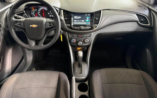 imagem-https://www.socarrao.com.br/sc-vehicle-images-prod/2012270/1788623936943-8010837_5_B_9117315cd3.jpeg