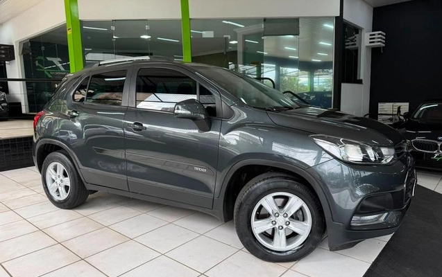 imagem-https://www.socarrao.com.br/sc-vehicle-images-prod/2012270/1788623936952-8010837_12_B_5b724a5f69.jpeg