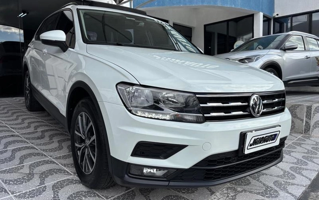 imagem-https://www.socarrao.com.br/sc-vehicle-images-prod/2012325/1786382753612-8144495_17_B_6b617b8bb3.jpeg
