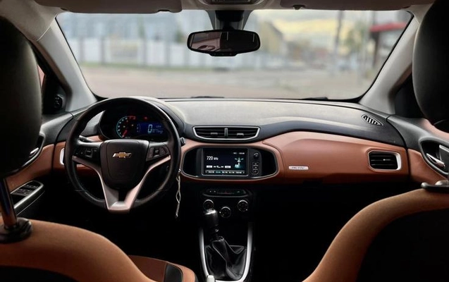 imagem-https://www.socarrao.com.br/sc-vehicle-images-prod/2012767/1784652377278-8166962_8_B_4fb6c5982e.jpeg