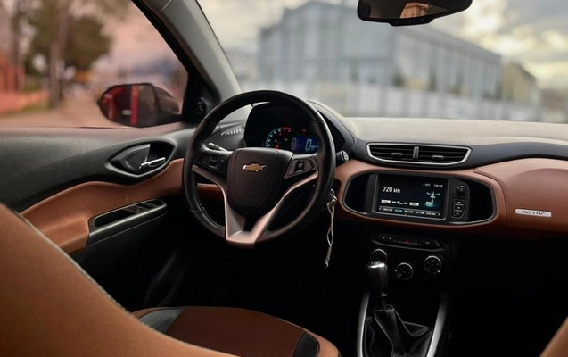 imagem-https://www.socarrao.com.br/sc-vehicle-images-prod/2012767/1784652377280-8166962_8_B_387a5ca556.jpeg