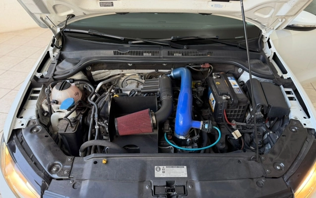 imagem-https://www.socarrao.com.br/sc-vehicle-images-prod/2012882/1780950429970-mfFGHcurECdE2OA1I1TGDW0vJ2OUDZew.jpg
