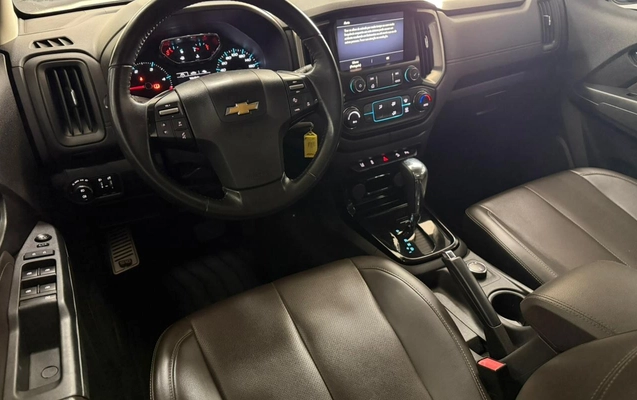 imagem-https://www.socarrao.com.br/sc-vehicle-images-prod/2012909/1780950704505-V2hhdHNBcHAgSW1hZ2UgMjAyNi0wNi0wOCBhdCAxNy4xNS4xOS5qcGVn.jpeg