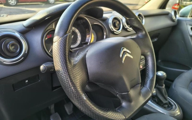 imagem-https://www.socarrao.com.br/sc-vehicle-images-prod/2012911/1788437437395-7958501_13_B_2c653bb01c.jpeg