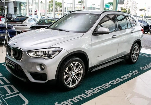 Bmw X1 2018 Prata — foto 1 de 3