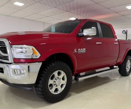 Ram 2500 2018 Vermelho — foto 1 de 3