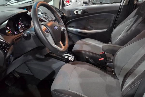 imagem-https://www.socarrao.com.br/sc-vehicle-images-prod/2013349/1780952928161-8154018_0_B_386b04b26b.jpeg