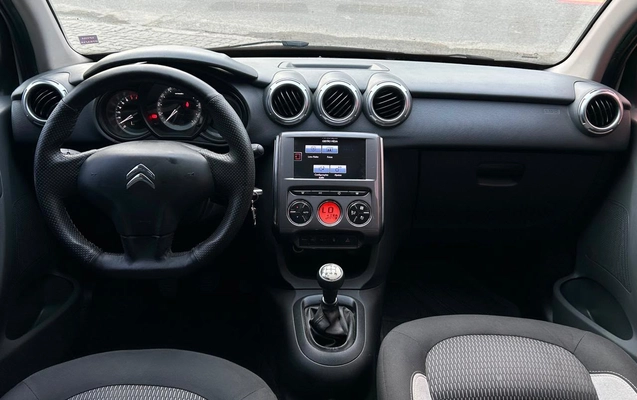 imagem-https://www.socarrao.com.br/sc-vehicle-images-prod/2013415/1789832820192-003_5a41f8dd22b7efca36b956cd7812ba5a.jpeg
