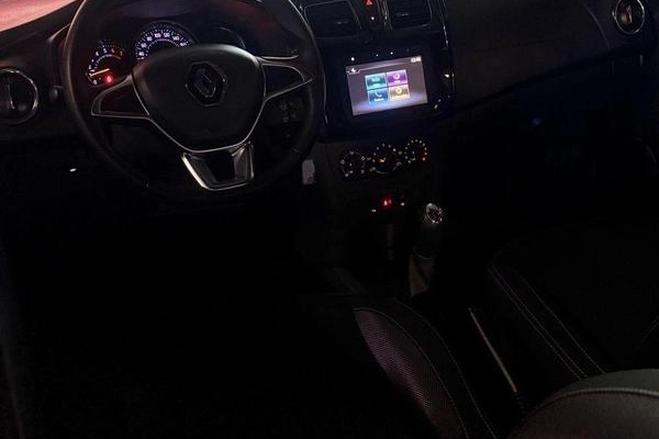 imagem-https://www.socarrao.com.br/sc-vehicle-images-prod/20136/1785155019166-6942094_9_B_3a740cb00c.jpeg
