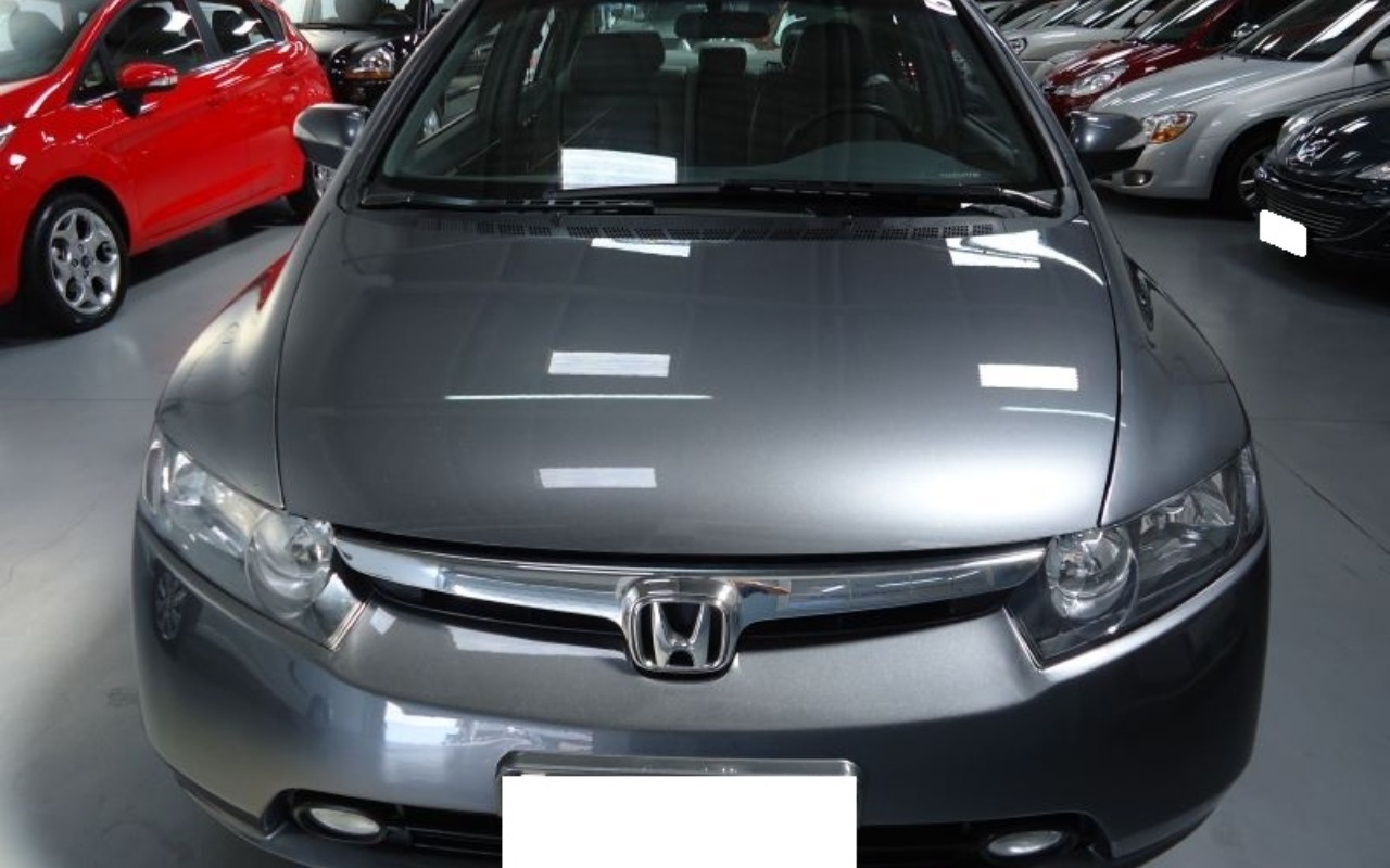 imagem-https://www.socarrao.com.br/sc-vehicle-images-prod/2013734/1780954892054-Q2l2aWMlMjBFWFMlMjAwOCUyMGNpbnphJTIwMDE0LmpwZw.jpg