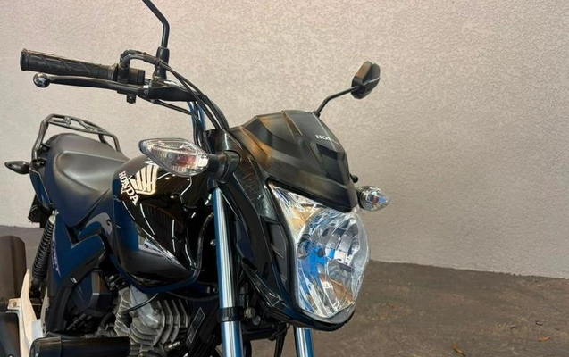 imagem-https://www.socarrao.com.br/sc-vehicle-images-prod/2013773/1783691902298-8160480_0_B_781e0c91ac.jpeg