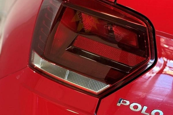 imagem-https://www.socarrao.com.br/sc-vehicle-images-prod/20138/1784054531626-7294011_3_B_897a56afd5.jpeg