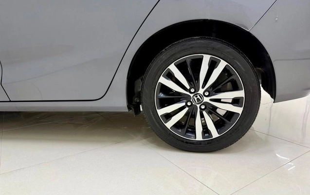 imagem-https://www.socarrao.com.br/sc-vehicle-images-prod/2013926/1783457649115-8167515_11_B_48c1e82eab.jpeg