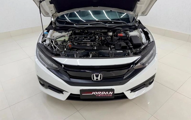 imagem-https://www.socarrao.com.br/sc-vehicle-images-prod/2014052/1785769292986-8167543_6_B_8e735bc9c8.jpeg