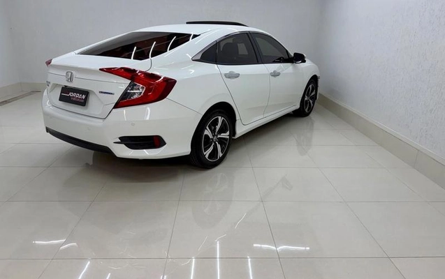 imagem-https://www.socarrao.com.br/sc-vehicle-images-prod/2014052/1785769292987-8167543_9_B_08959874eb.jpeg