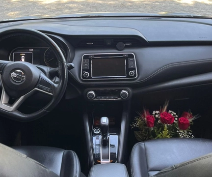 Nissan KICKS 2019 Cinza — foto 1 de 3