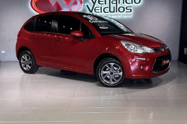 imagem-https://www.socarrao.com.br/sc-vehicle-images-prod/20147/1784990661005-7370975_14_B_037b3afa9d.jpeg