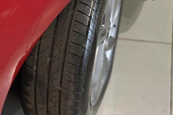 imagem-https://www.socarrao.com.br/sc-vehicle-images-prod/20147/1784990661028-7370975_1_B_cd678ceba6.jpeg