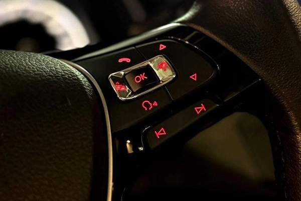 imagem-https://www.socarrao.com.br/sc-vehicle-images-prod/20153/1784054694356-7305477_10_B_3aca4b1f03.jpeg