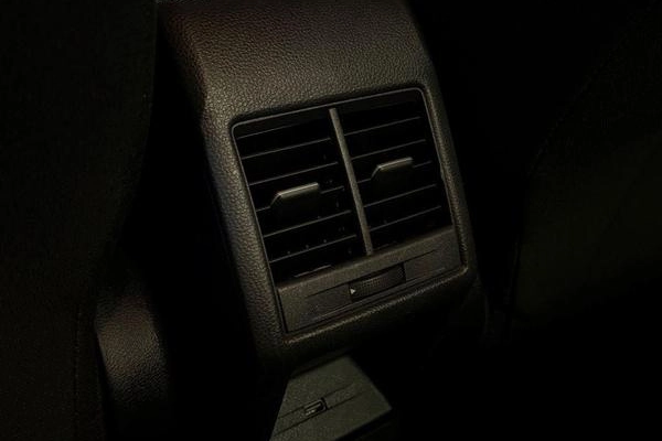 imagem-https://www.socarrao.com.br/sc-vehicle-images-prod/20153/1784054694363-7305477_4_B_72b08d2c4b.jpeg