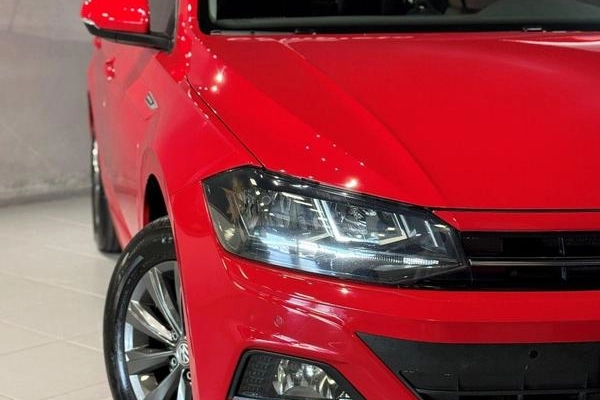 imagem-https://www.socarrao.com.br/sc-vehicle-images-prod/20153/1784054694369-7305477_16_B_b1f788a79b.jpeg