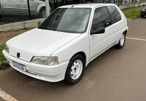 Peugeot 106 XN 3p e 5p 1995 Branco — foto 1 de 3