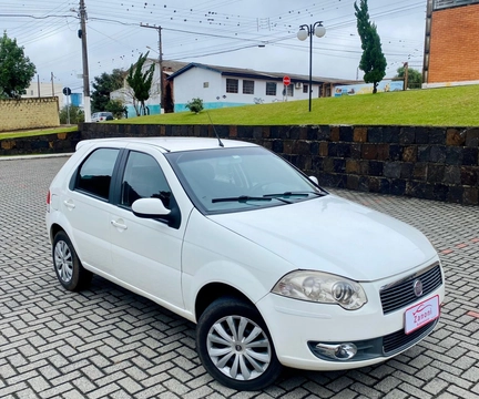Fiat Palio 2011 Branco — foto 1 de 3