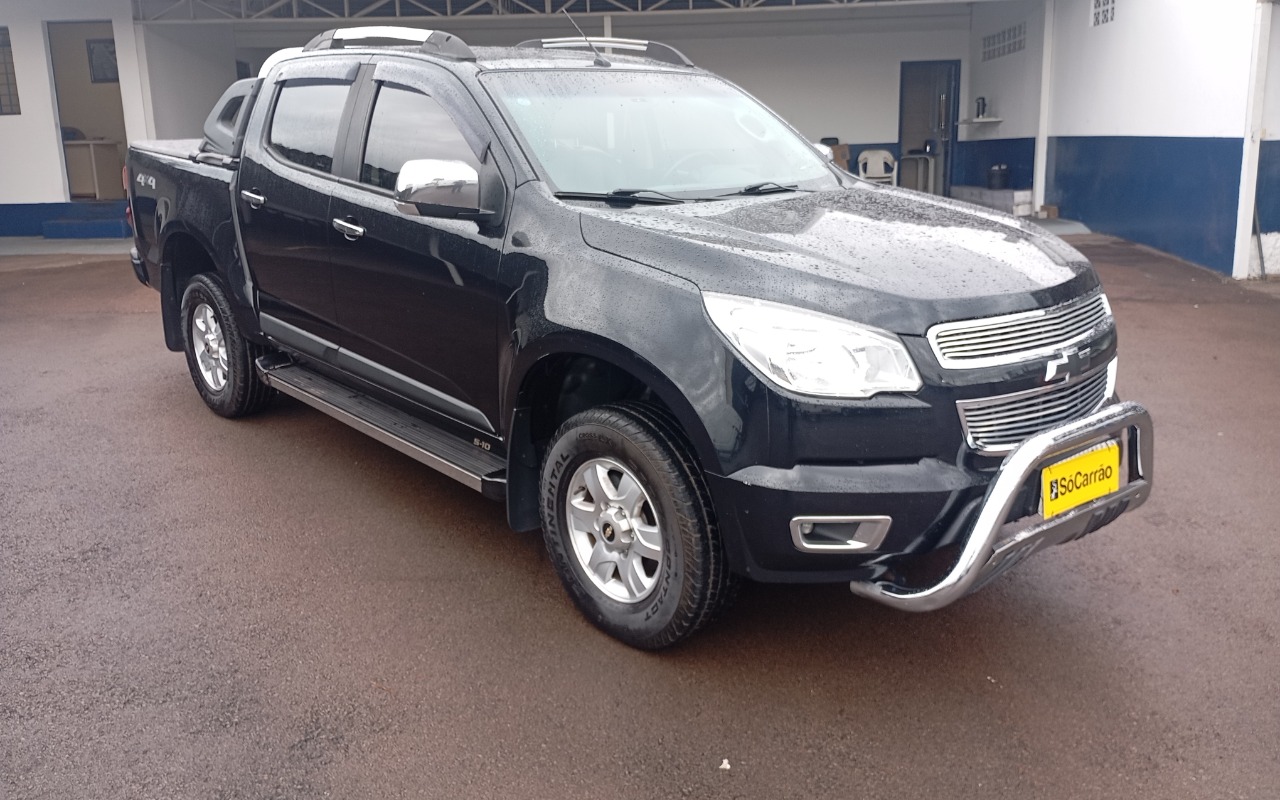 Chevrolet S10 Pick-Up LT 2.5 Flex 4x4 CD na cor Preto em Curitiba / PR - 2024876