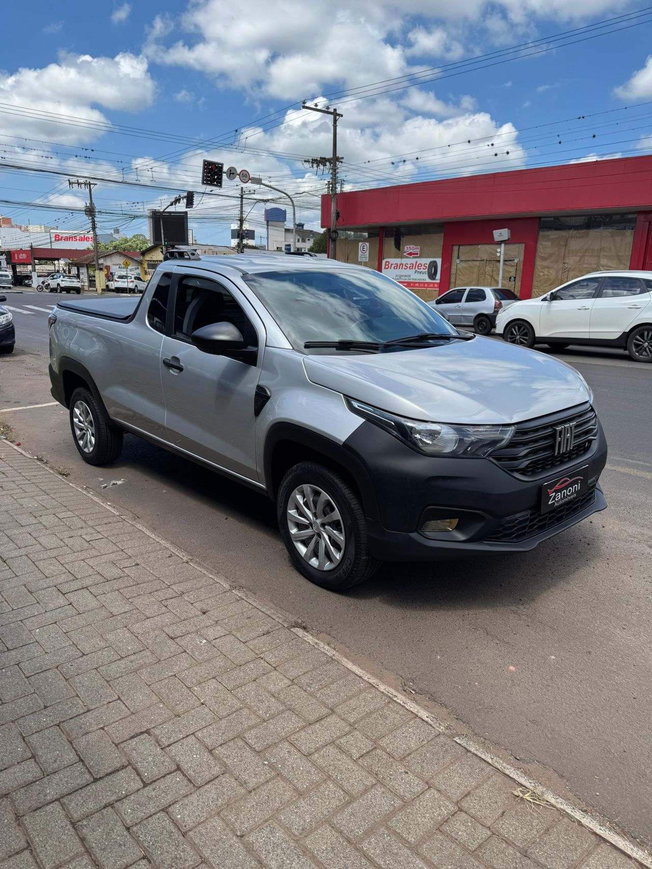Fiat Strada Endurance 1.4 Flex 8V CS Plus na cor Cinza em Chapecó / SC - 20252