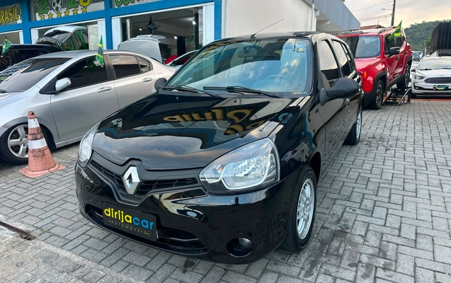 imagem-https://www.socarrao.com.br/sc-vehicle-images-prod/2025421/1786396397890-d89acff8-bdfe-433d-a49b-6fc7683dcb64.jpeg
