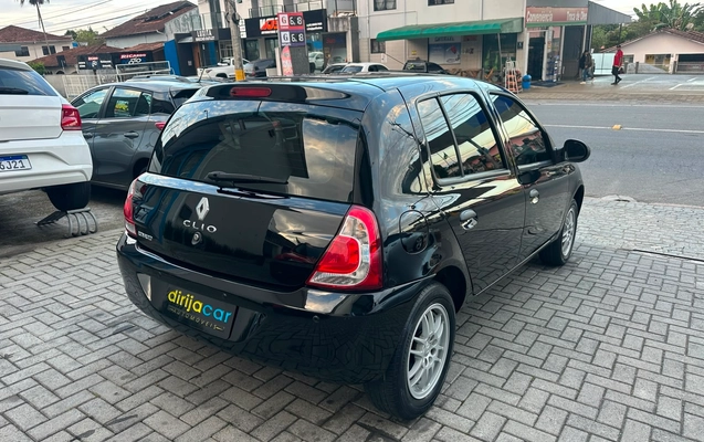 imagem-https://www.socarrao.com.br/sc-vehicle-images-prod/2025421/1786396397895-76af6789-9caa-448b-9513-5d320bd4e85b.jpeg