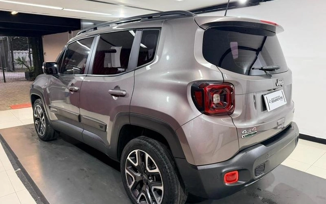 imagem-https://www.socarrao.com.br/sc-vehicle-images-prod/2025481/1788634096284-8167993_8_B_7a9b24568c.jpeg