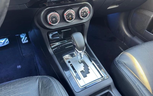 imagem-https://www.socarrao.com.br/sc-vehicle-images-prod/2025571/1787167211049-8167345_7_B_011cbca80c.jpeg