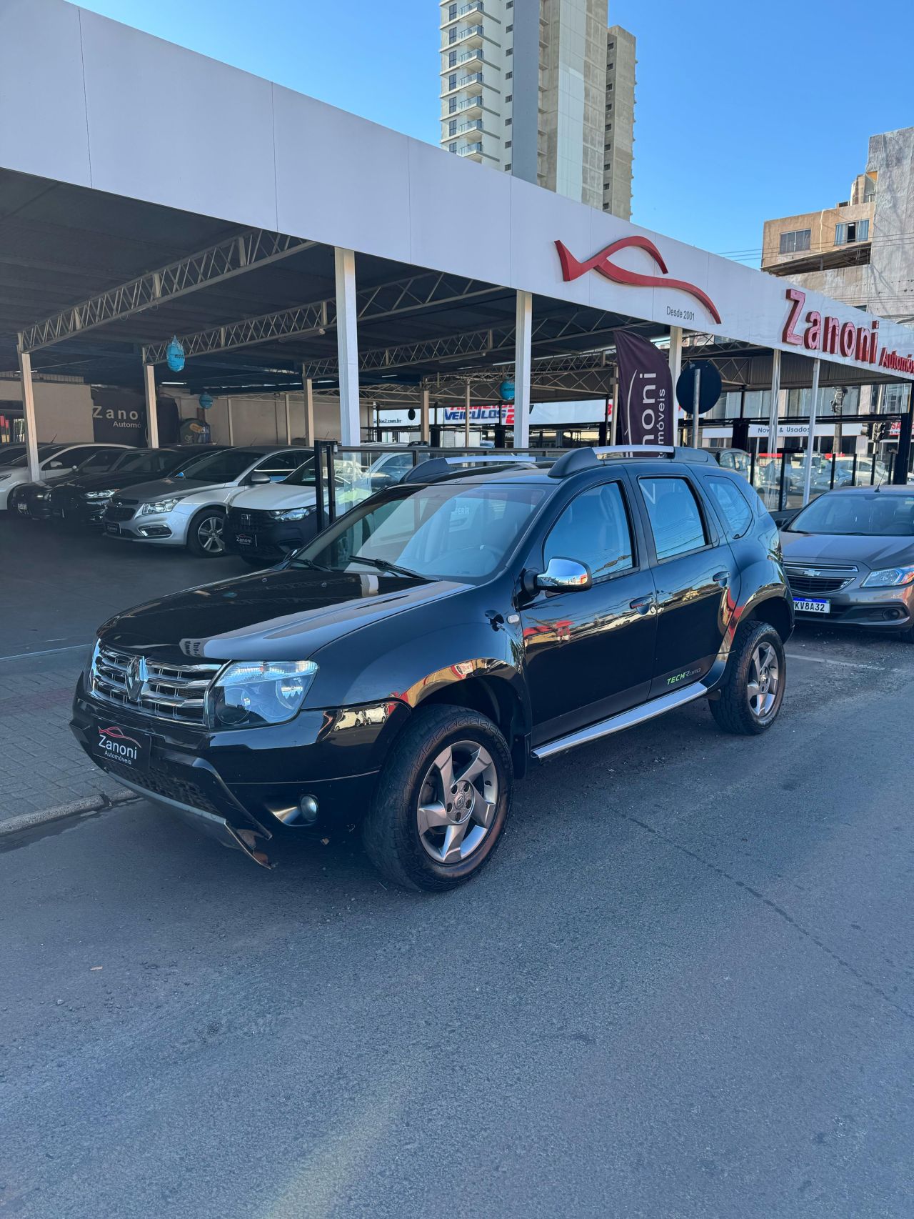 Renault Duster 2013 Preto — foto 1 de 3