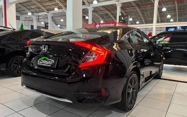 imagem-https://www.socarrao.com.br/sc-vehicle-images-prod/2025996/1789065702797-8162961_11_B_bb2ffc0956.jpeg